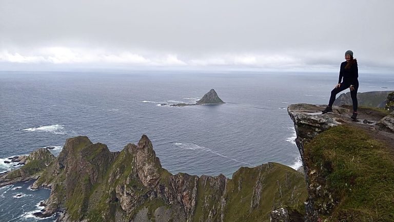 Stave Blake Coastal Trail to Måtind